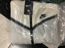 Load image into Gallery viewer, Tech Joggers (✔️)