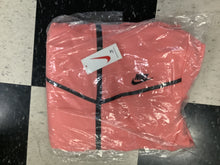 Load image into Gallery viewer, Tech Joggers (✔️)