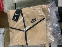 Load image into Gallery viewer, Tech Joggers (✔️)