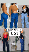 Load image into Gallery viewer, Cargo Jeans
