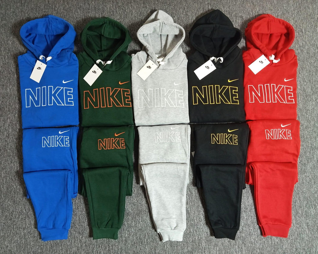 N I K E Joggers