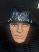 Load image into Gallery viewer, 🏍️ Hat
