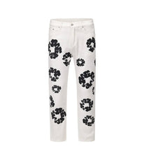 Load image into Gallery viewer, Floral jeans
