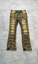 Load image into Gallery viewer, Distressed STACK DENIM
